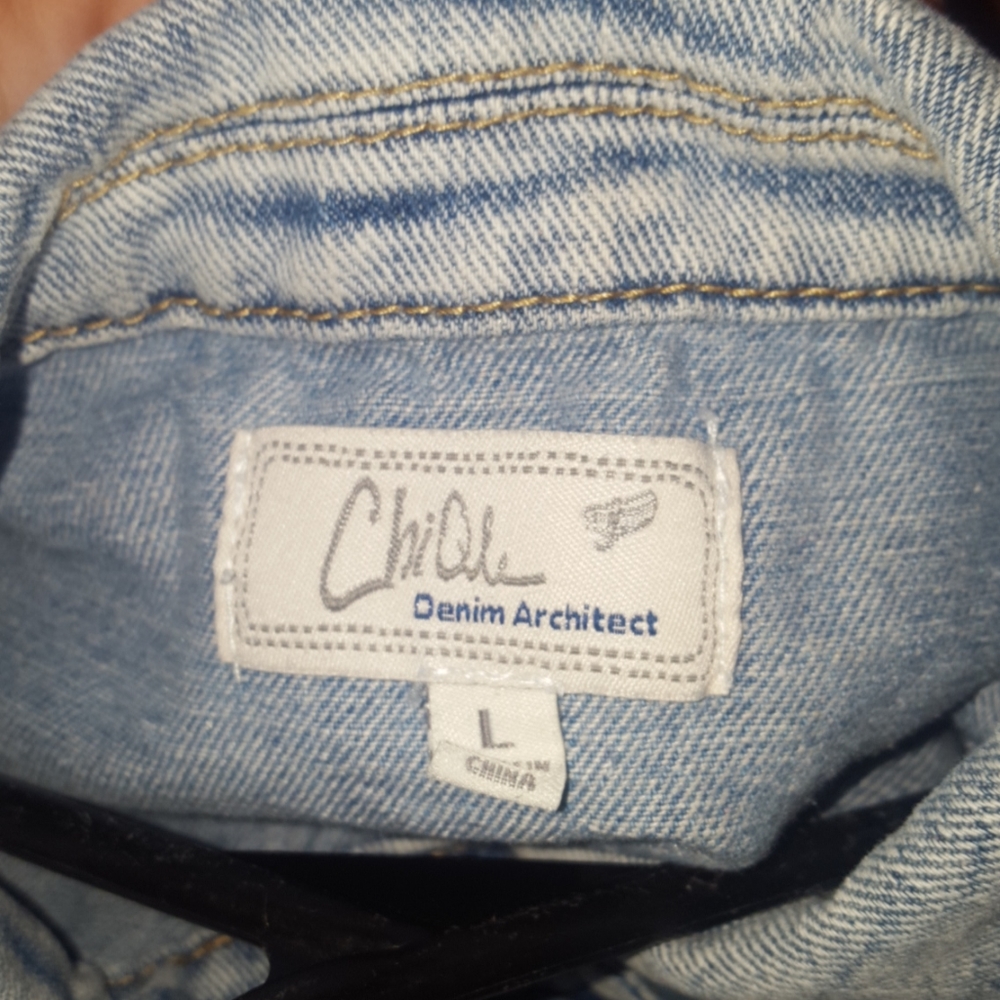 Denim jacket - Picture 3 of 3